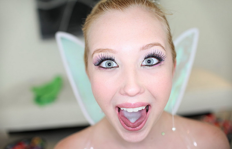 Samantha Rone  Samantha a Halloween Treat