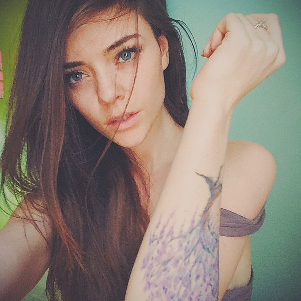 Ashe Maree Photos/Gifs Pack